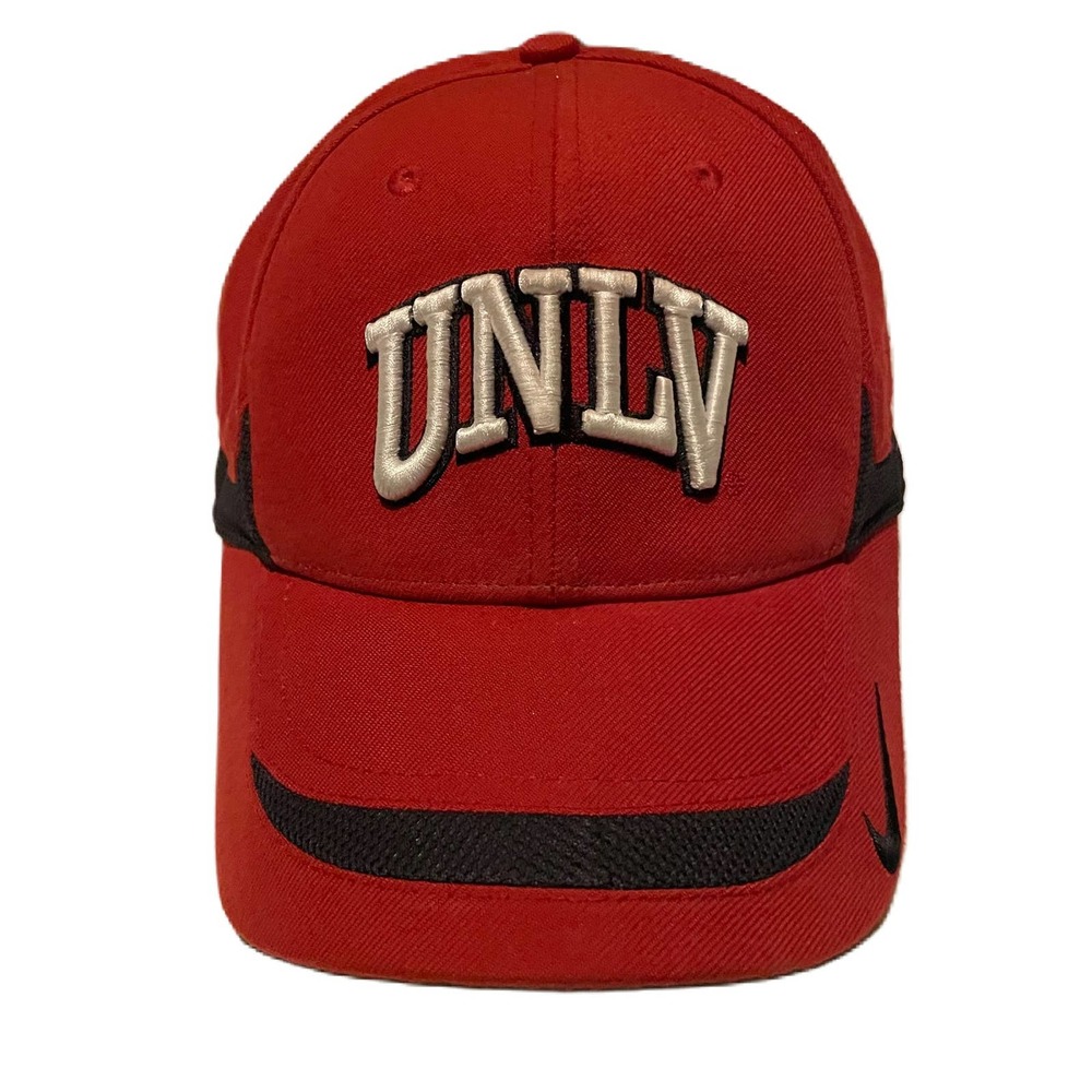 Vintage UNLV Running Rebels NCAA x Nike Team Adjustable Strapback Hat Adult OSFA